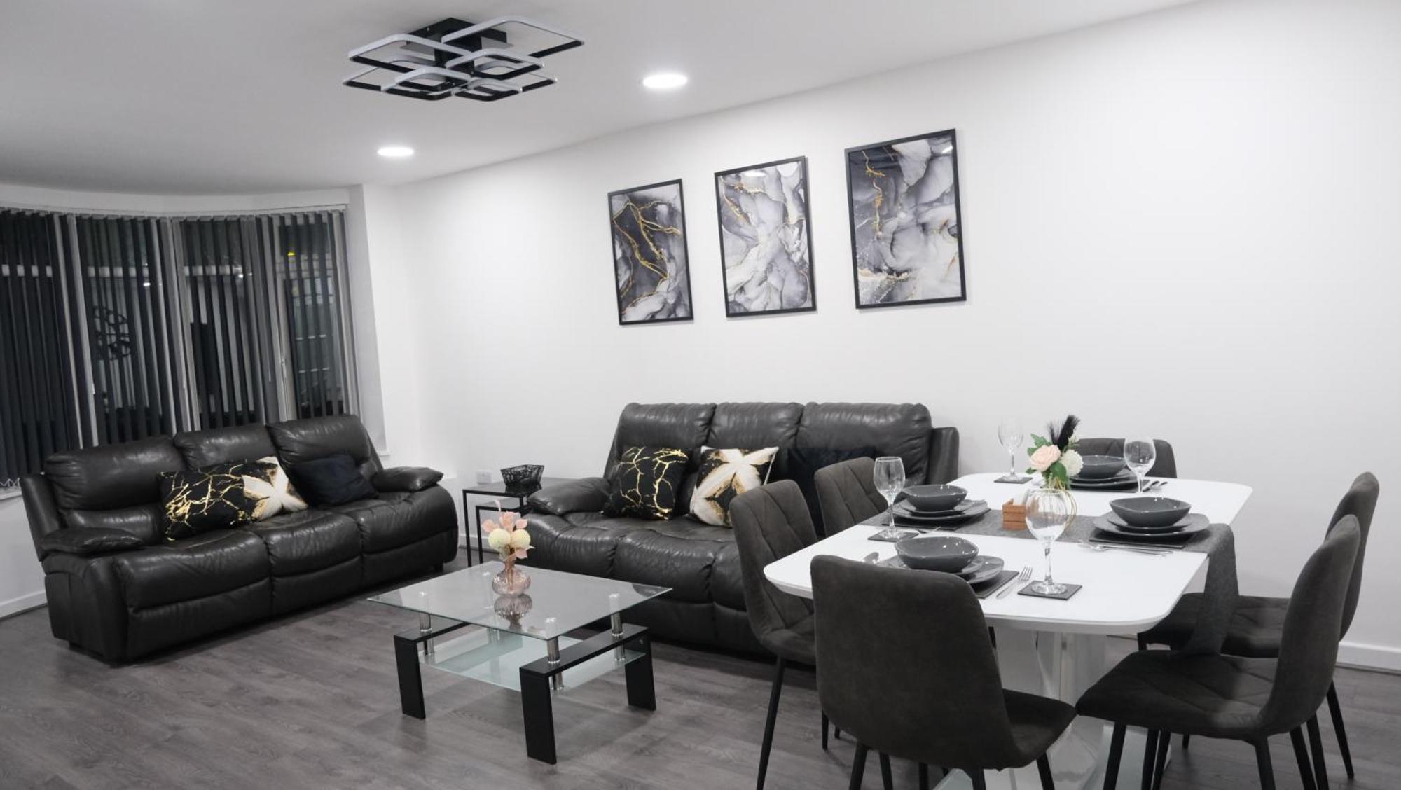 Modernized Three Bedroom House Near City Stadium, Attractions, City Centre - Sky N Netflix - Convenient Transport Manchester Exterior foto