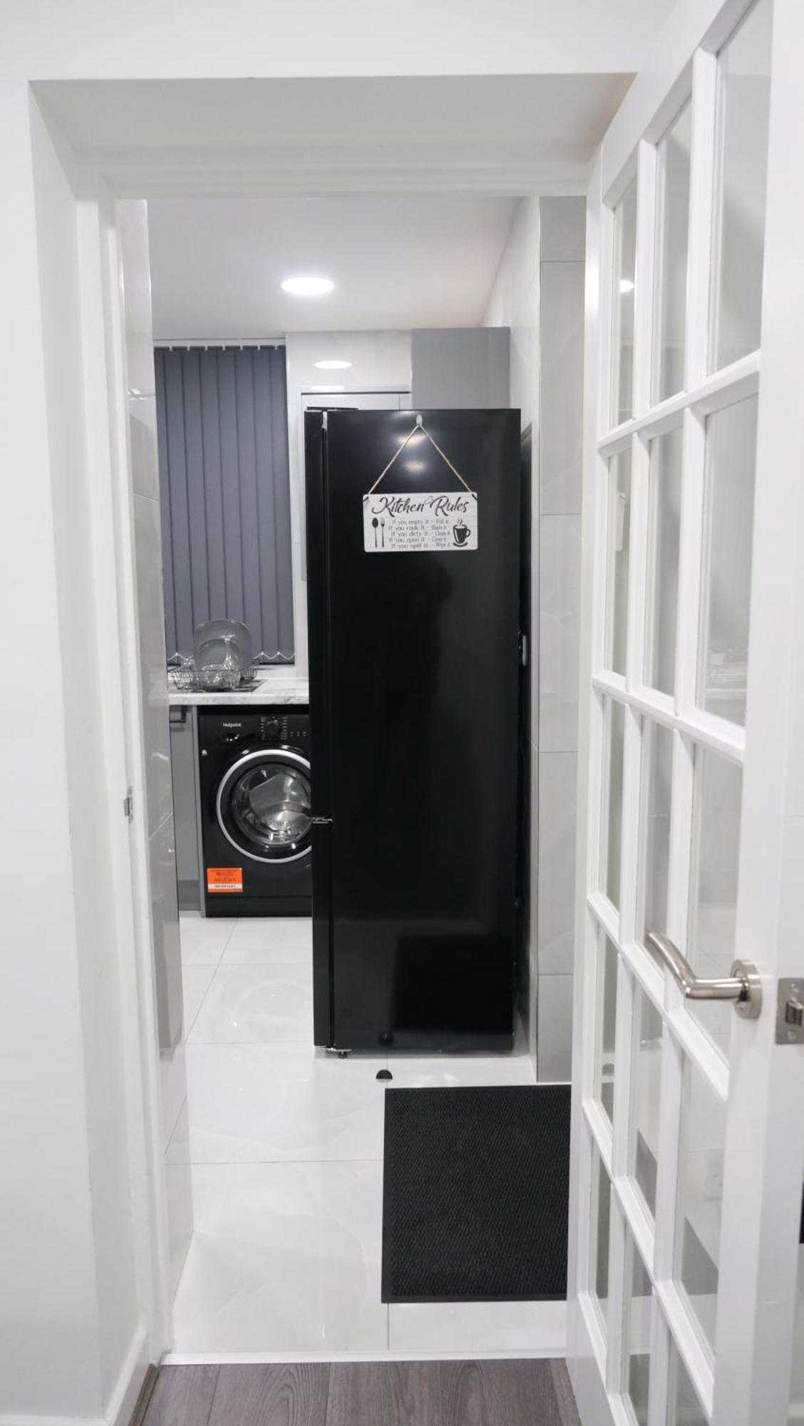 Modernized Three Bedroom House Near City Stadium, Attractions, City Centre - Sky N Netflix - Convenient Transport Manchester Exterior foto